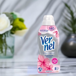 Vernel Fresh Control Kwiatowa Świeżość 700 ml – płyn do płukania tkanin