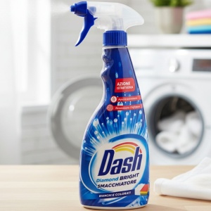 Dash Diamond Bright – Plamoodporny Spray do Białych i Kolorowych Tkanin 750 ml