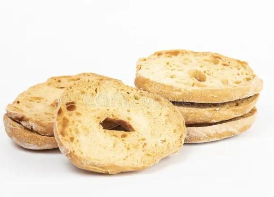 🍅 Przepis na Pyszne Freselle z Pomidorami, Bazylią i Mozzarellą 🍅