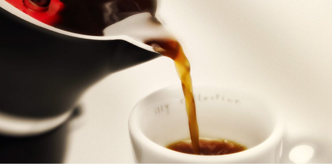 Przyjemność z Kawy: Chwila Jakości w Codziennym Życiu