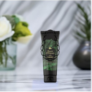 Butelka Tesori d'Oriente żel pod prysznic Drzewo Sandałowe z Kaszmiru 250ml.