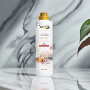 Wexor Włoskie Żel do Mycia Podłóg - Brazylijskie Kwiaty i Limonka, 750 ml