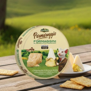 Włoski Ser Formaggini Parmareggio parmezan trójkąty 140g
