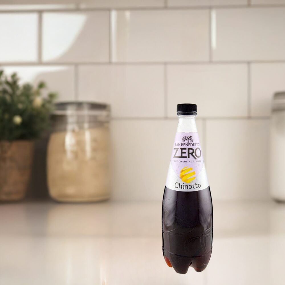 Zestaw 6 sztuk Włoski Napój gazowany Chinotto San Benedetto Zero 750 ml