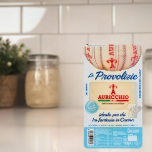 Włoski ser w plastrach Auricchio Provolizie Fette Dolci 100g – łagodny smak