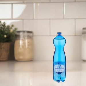 Włoska Woda Mineralna San Benedetto – Gazowana, 1,5 l